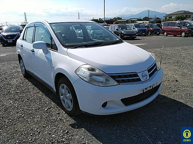 NISSAN TIIDA LATIO 2010