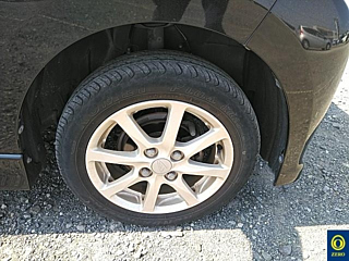 DAIHATSU TANTO 2011