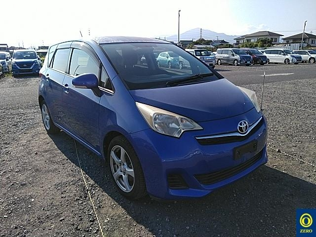 TOYOTA RACTIS 2011