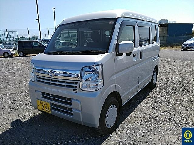 NISSAN CLIPPER VAN 2022
