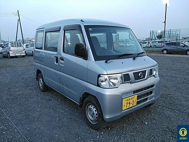 NISSAN CLIPPER VAN 2013