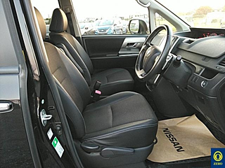 TOYOTA VOXY 2013