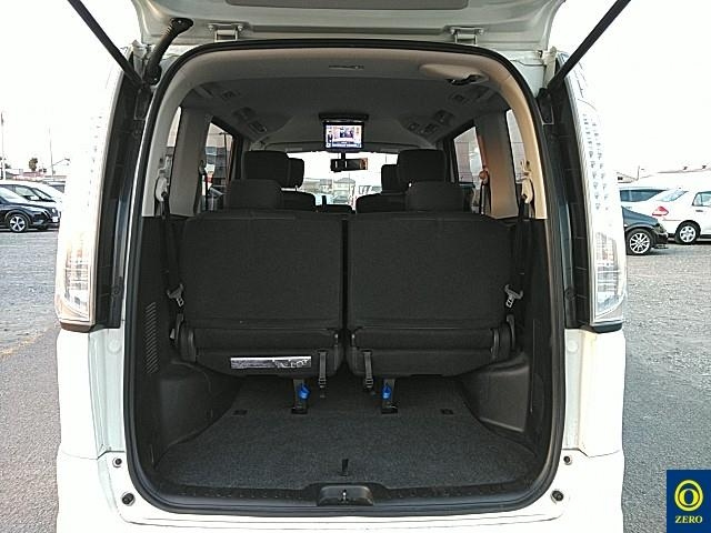 NISSAN SERENA 2013