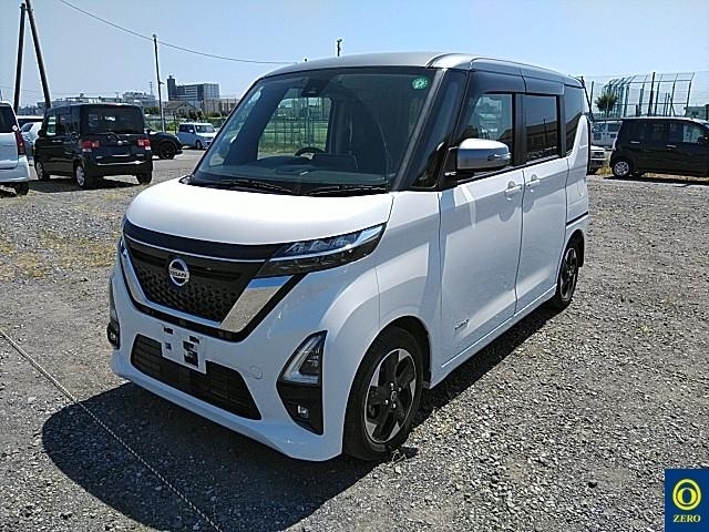 NISSAN ROOX 2020