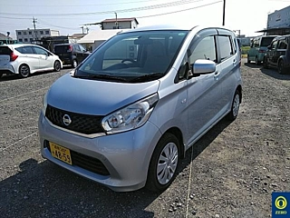 NISSAN DAYZ 2013