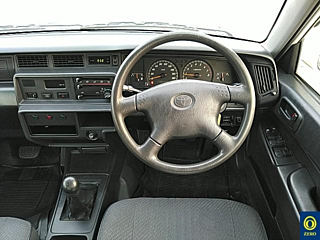 TOYOTA CROWN COMFORT 2013