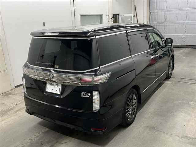 NISSAN ELGRAND 2015