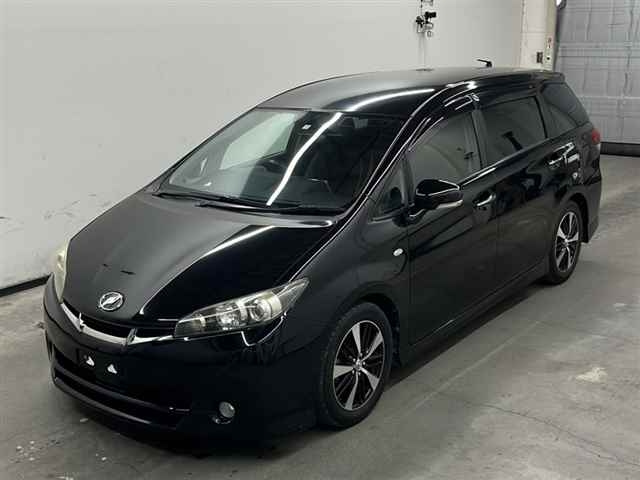 TOYOTA WISH 2011