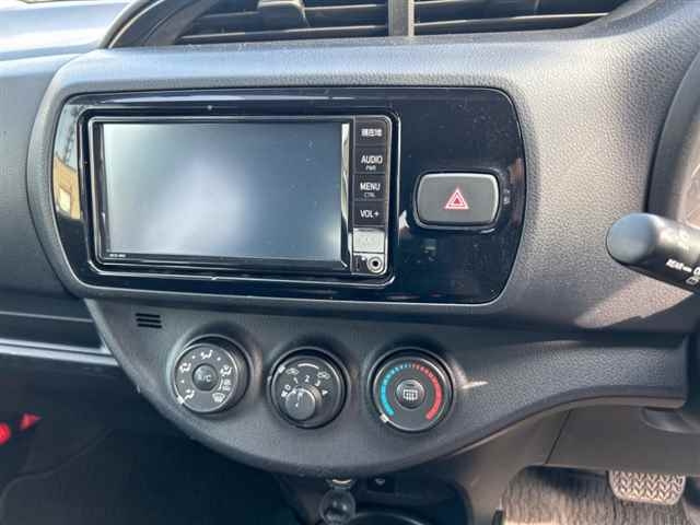 TOYOTA VITZ 2019