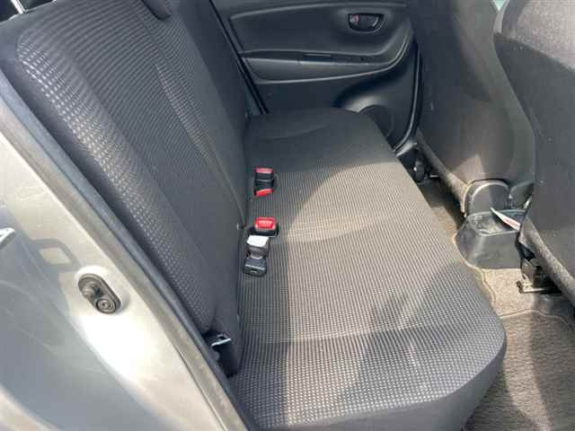 TOYOTA VITZ 2019