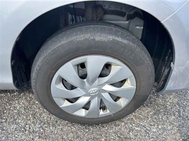 TOYOTA VITZ 2019