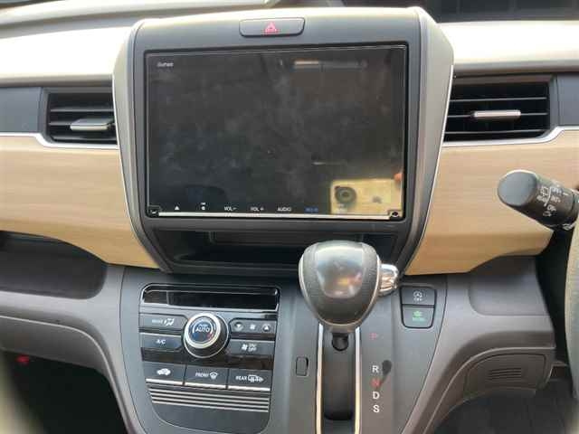HONDA FREED 2018