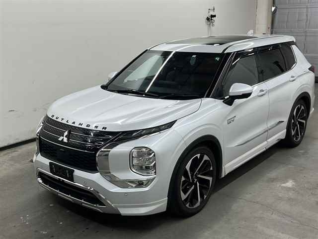 MITSUBISHI OUTLANDER PHEV 2023
