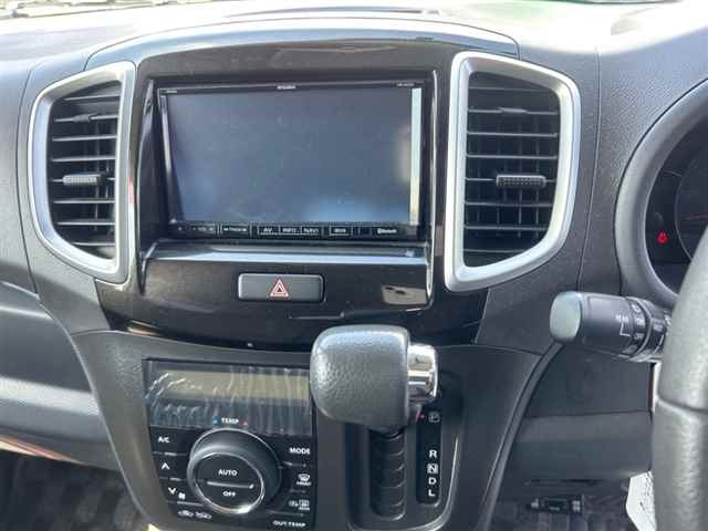 MITSUBISHI DELICA D2 2012