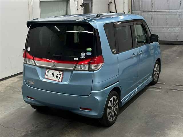 MITSUBISHI DELICA D2 2014