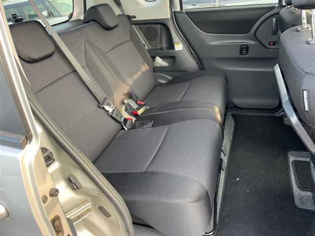 MITSUBISHI DELICA D2 2015