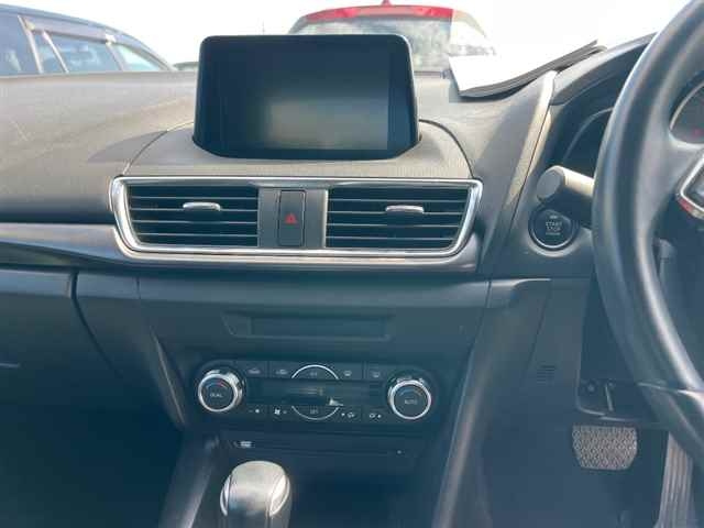 MAZDA AXELA 2016