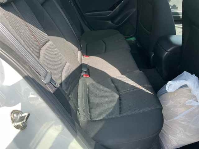 MAZDA AXELA 2016