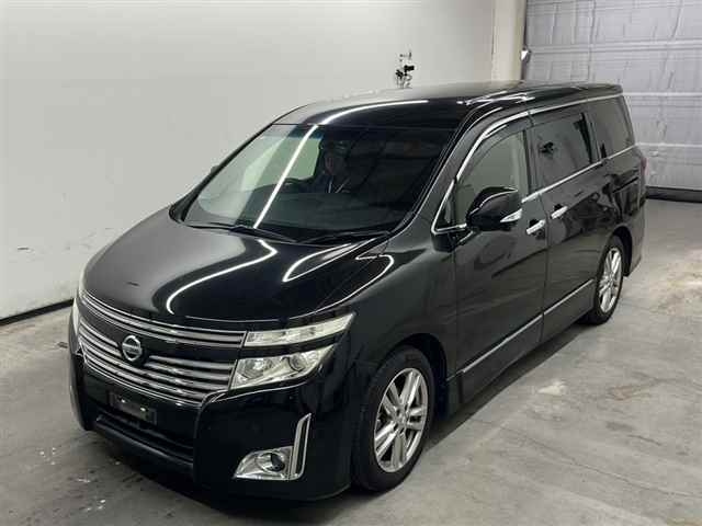 NISSAN ELGRAND 2013
