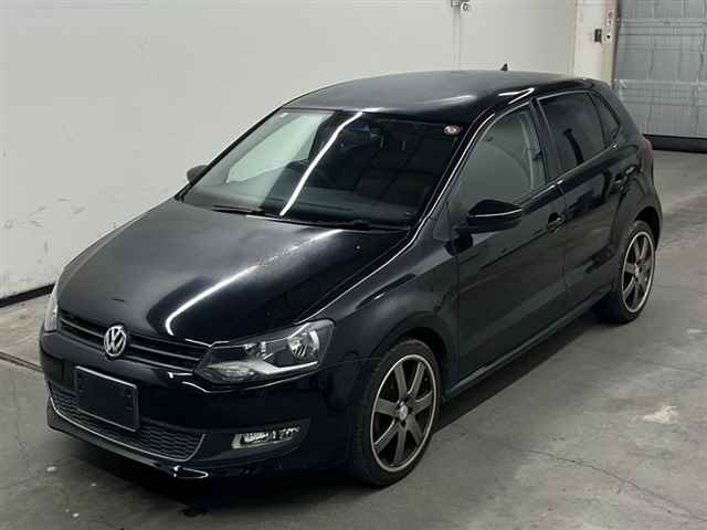 VOLKSWAGEN POLO 2010
