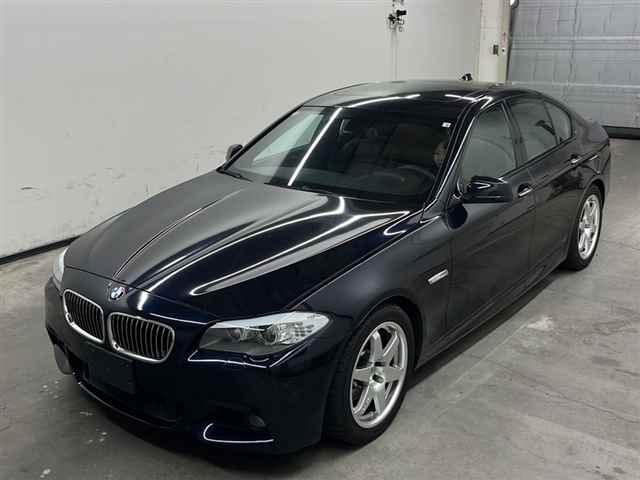 BMW 5 SERIES 2012