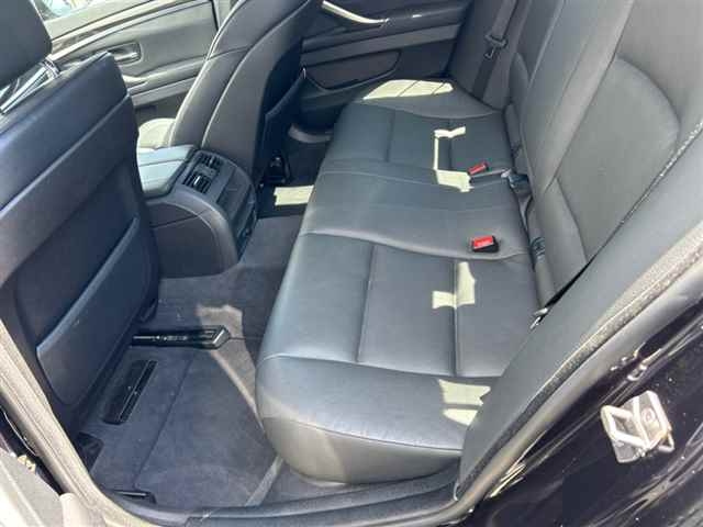 BMW 5 SERIES 2012