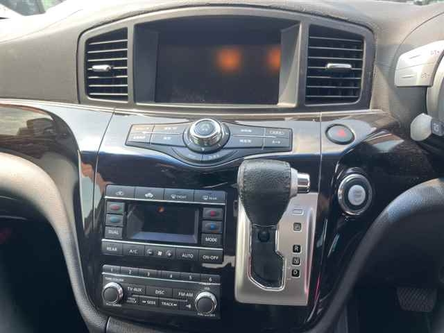 NISSAN ELGRAND 2010
