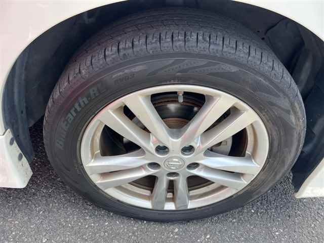 NISSAN ELGRAND 2010