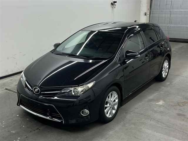 TOYOTA AURIS 2014