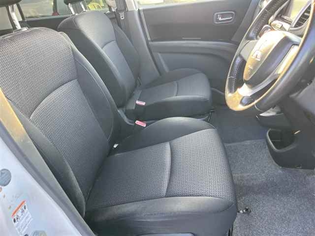 MITSUBISHI DELICA D2 2014
