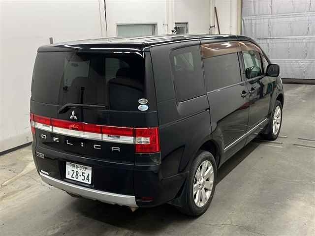 MITSUBISHI DELICA D5 2008