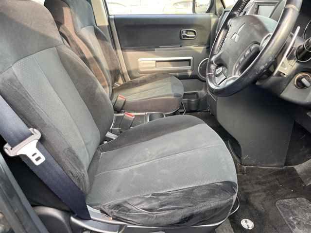 MITSUBISHI DELICA D5 2008