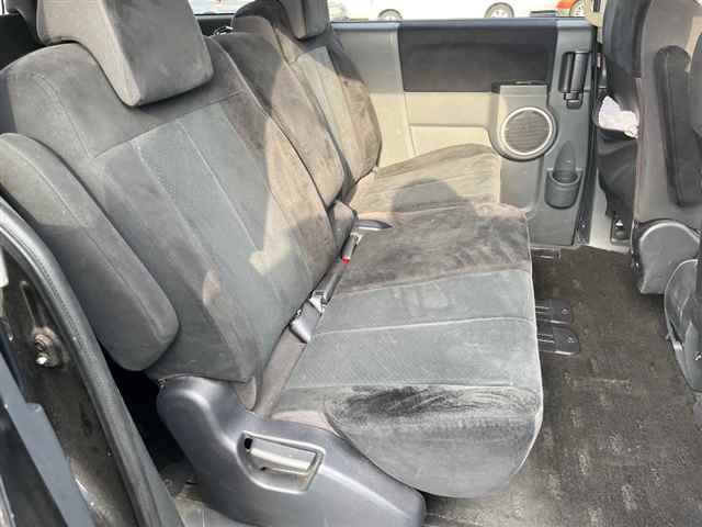 MITSUBISHI DELICA D5 2008