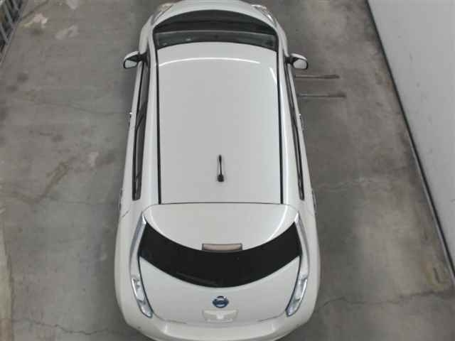 NISSAN LEAF 2014