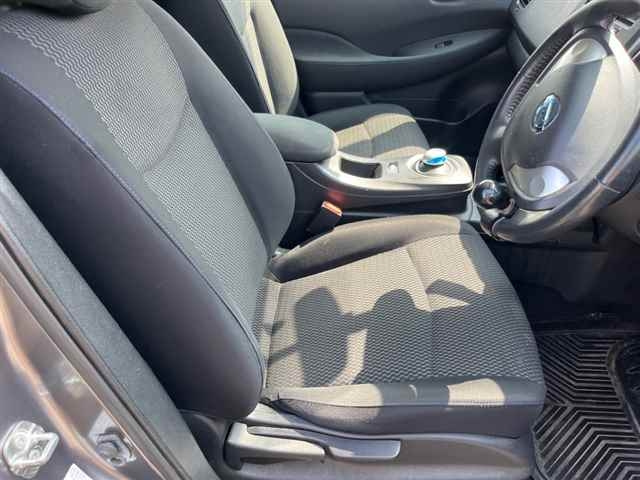 NISSAN LEAF 2014