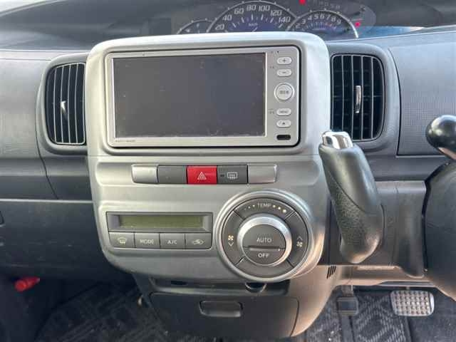 DAIHATSU TANTO 2012