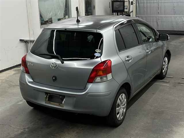 TOYOTA VITZ 2009