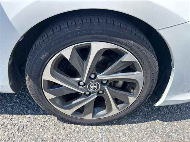 TOYOTA AURIS 2016