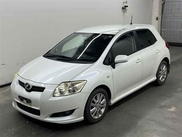TOYOTA AURIS 2008