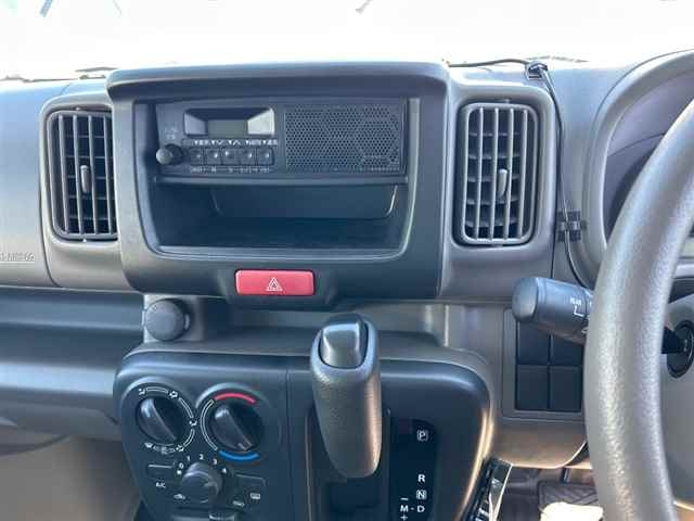 MITSUBISHI MINICAB VAN 2016