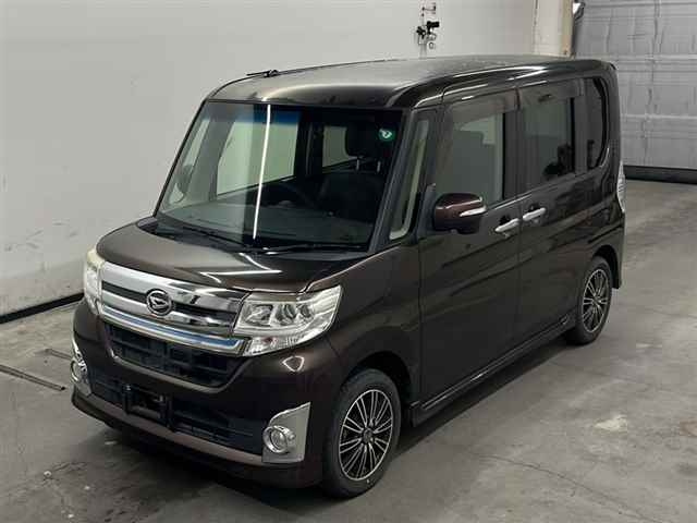 DAIHATSU TANTO 2014
