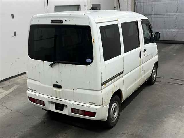 MITSUBISHI MINICAB VAN 2013