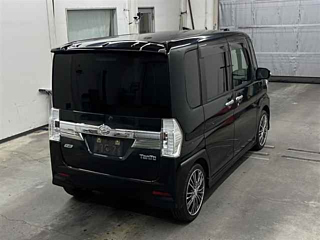 DAIHATSU TANTO 2014