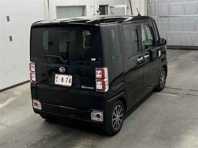 DAIHATSU WAKE 2017