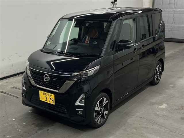 NISSAN ROOX 2022