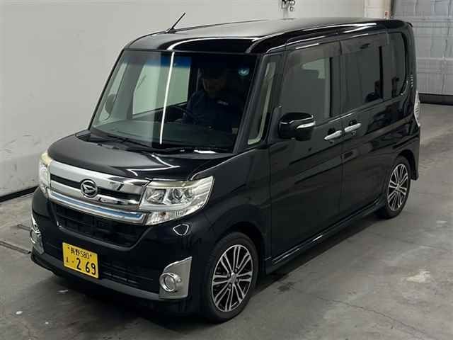 DAIHATSU TANTO 2015