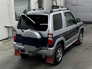 MITSUBISHI PAJERO MINI 2011