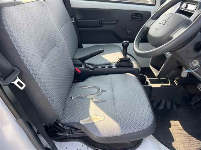 MITSUBISHI MINICAB TRUCK 2019