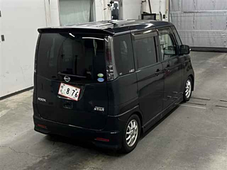 NISSAN ROOX 2010