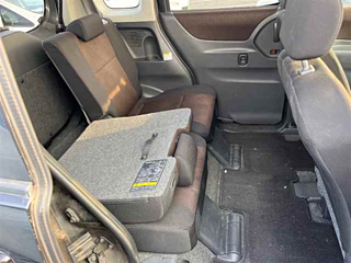 NISSAN ROOX 2010